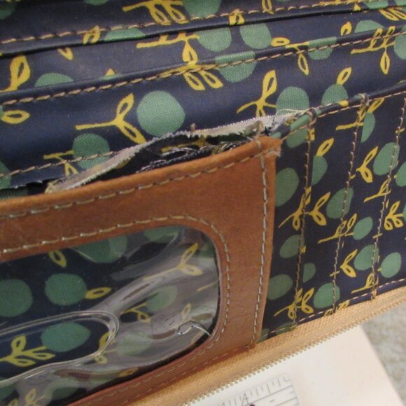 Fossil Key-Per Floral Zip Wallet *FLAW* - Picture 15 of 16